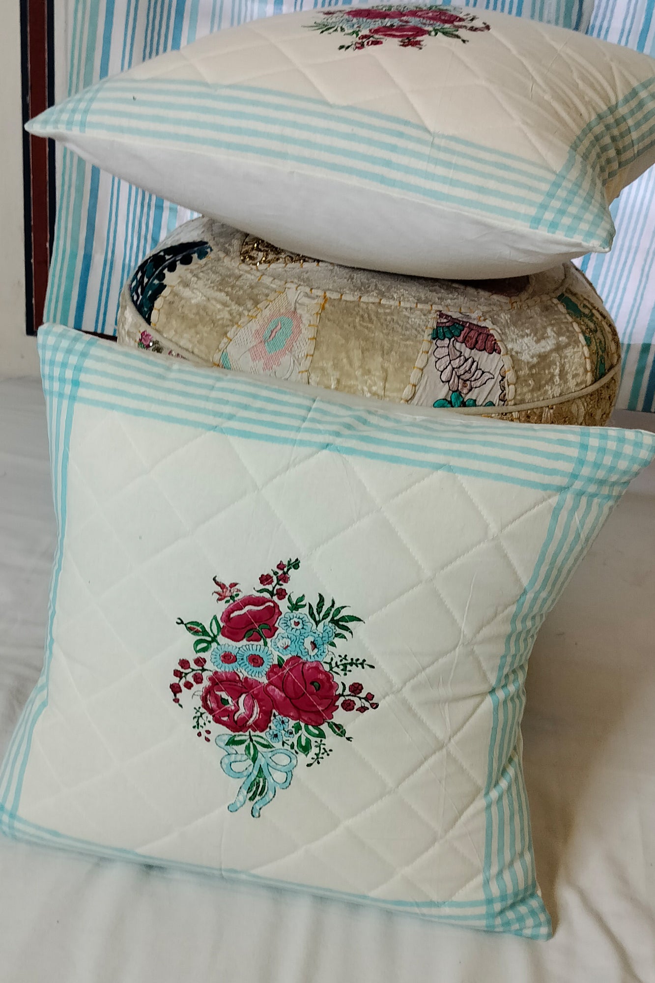 Roses Bunch Cushion Cover Set of 2