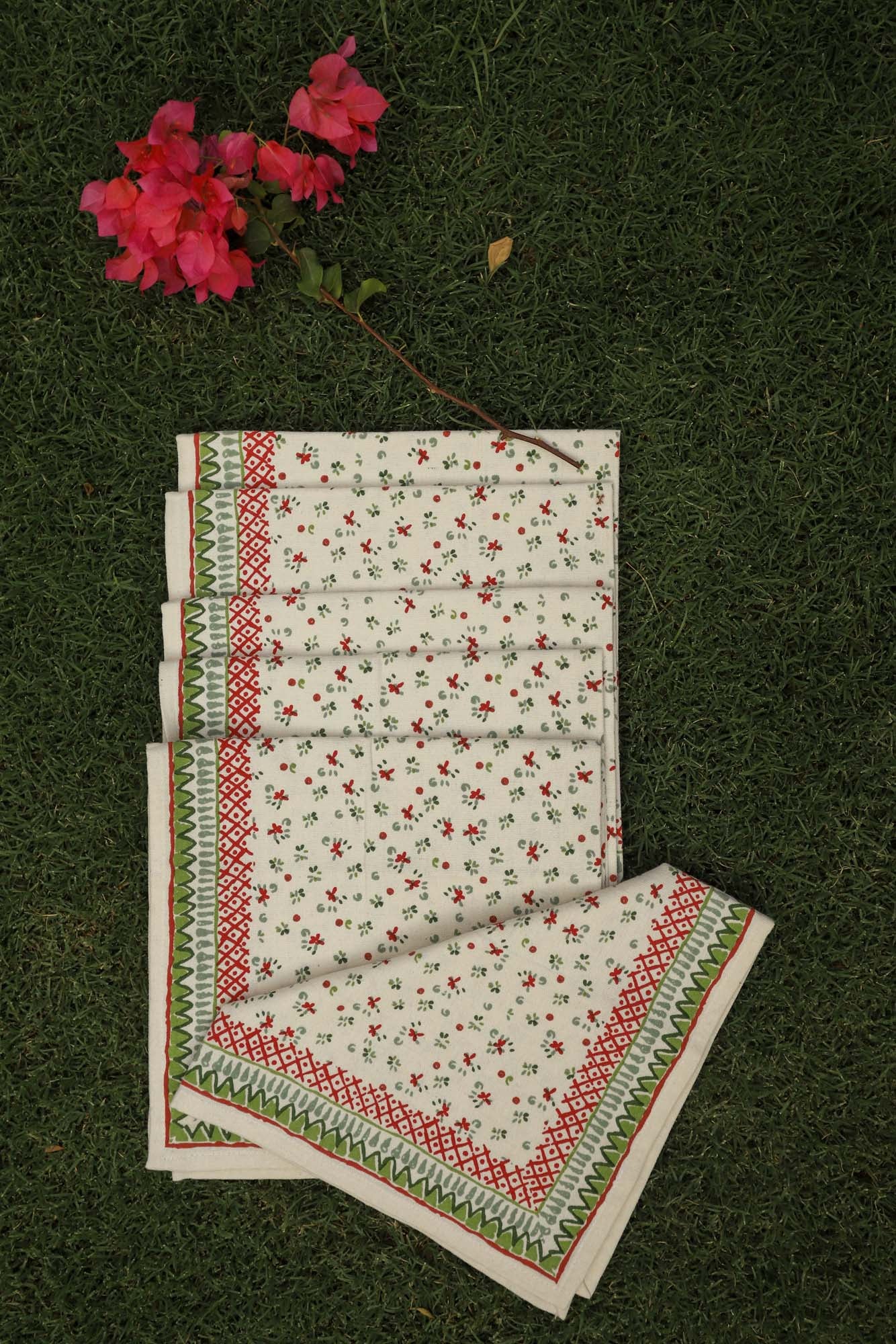 Napkin Set of 6 Traditional