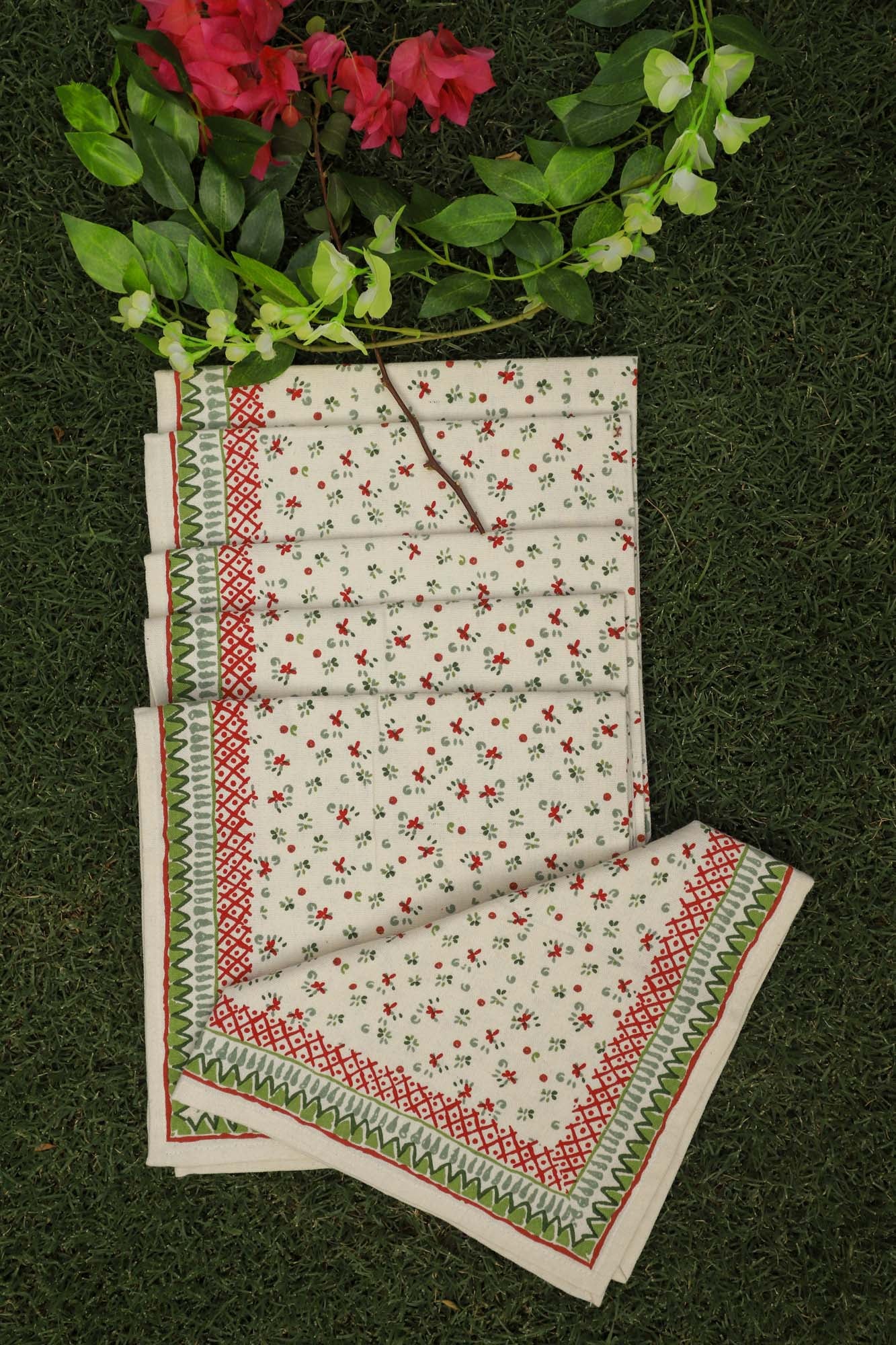 Napkin Set of 6 Traditional