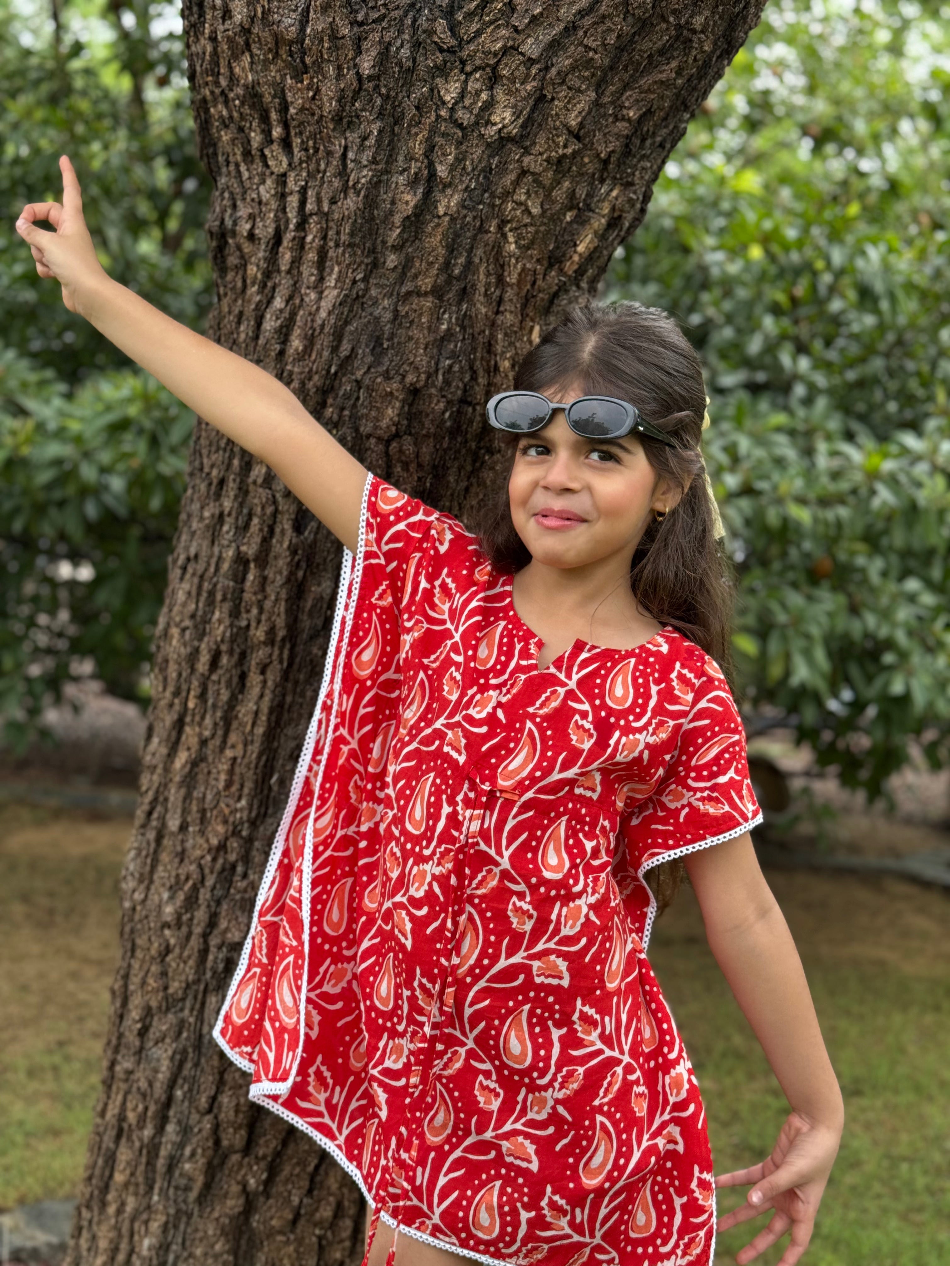 Kaftan Girl Red Paisley
