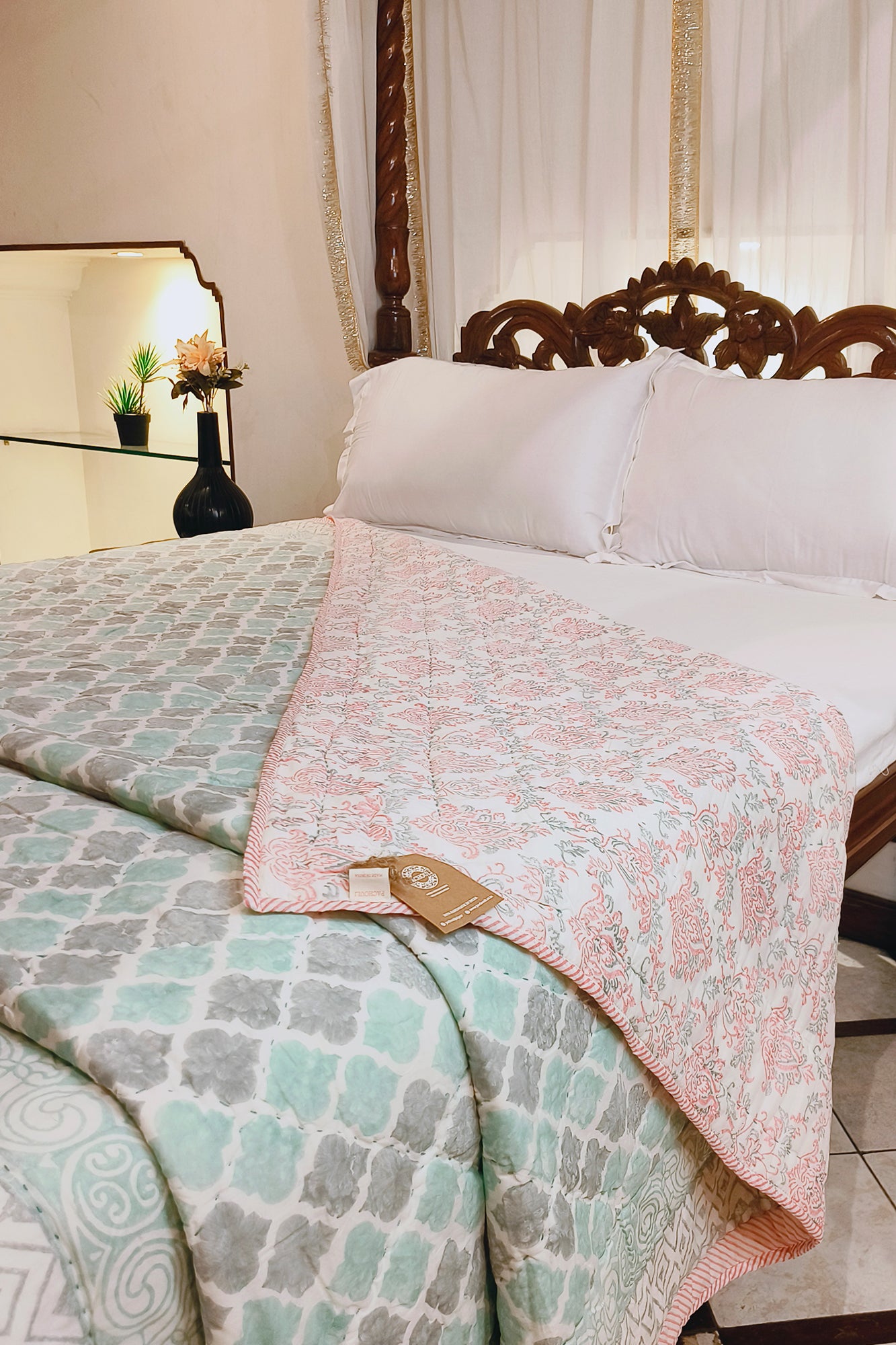 Mughal Mehrab Quilt