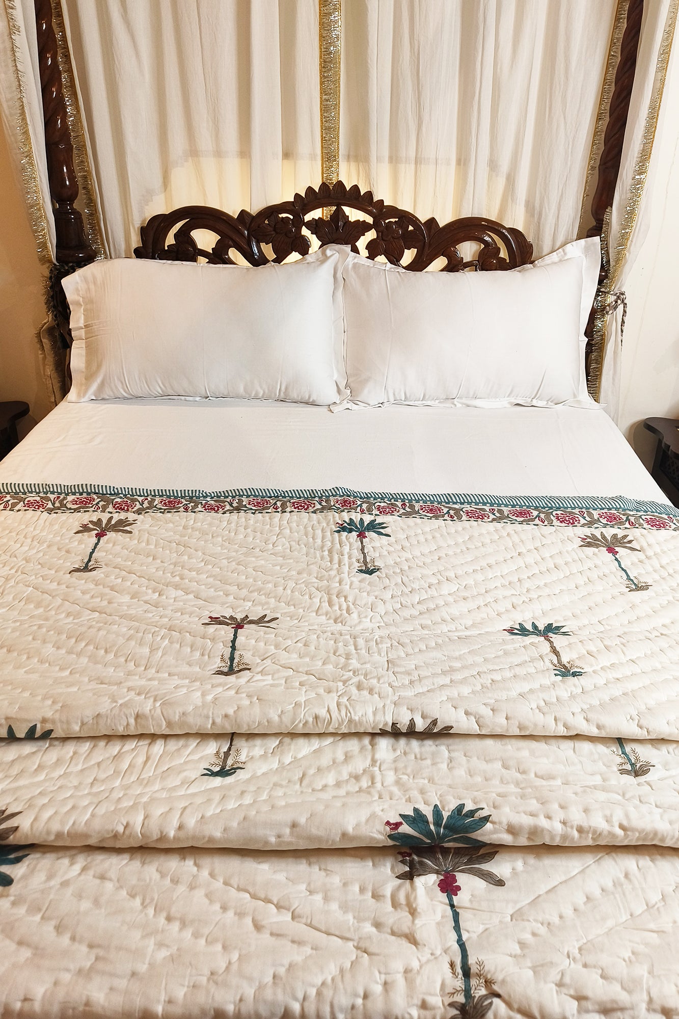 Tropic Threads Razai