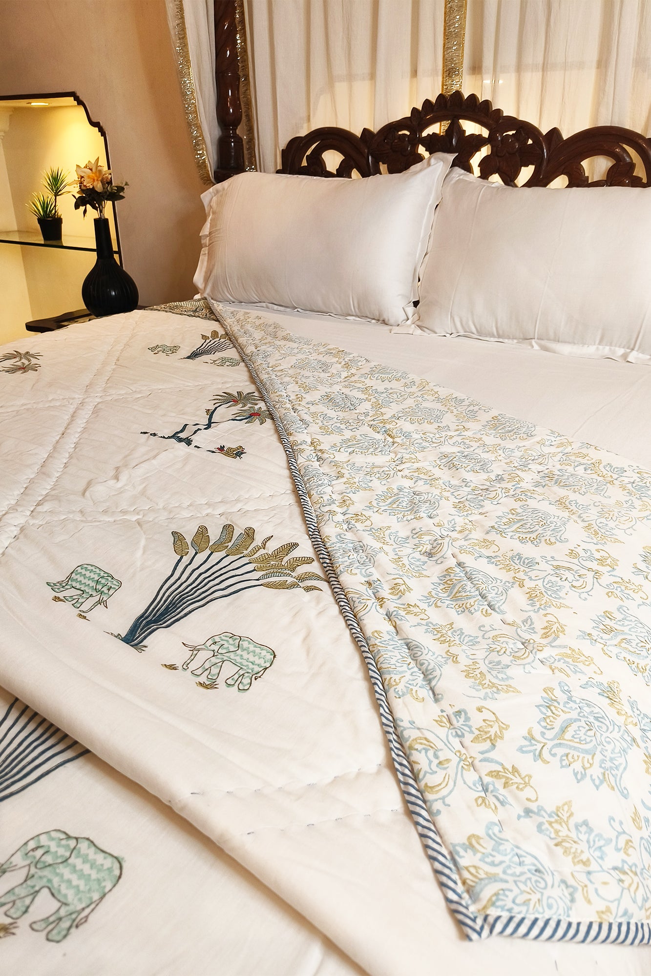 The Zigzag Trunk Razai