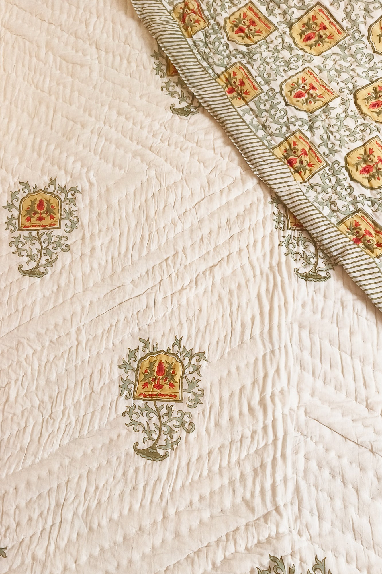 Shahi Guldaan Jaipuri Razai