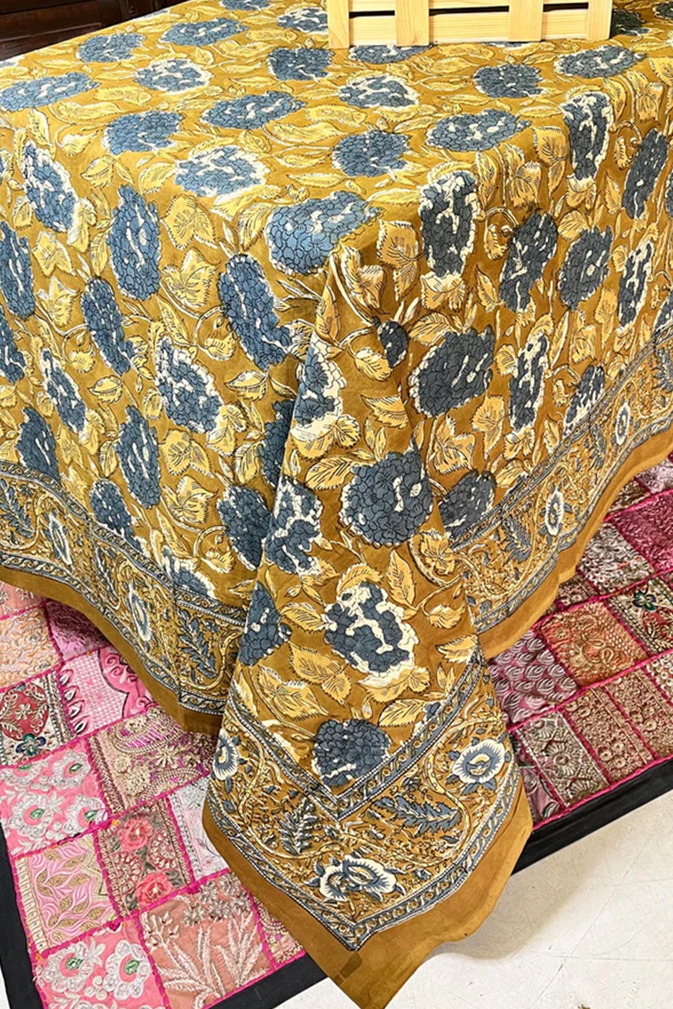 Mustard Meadow Table Cover