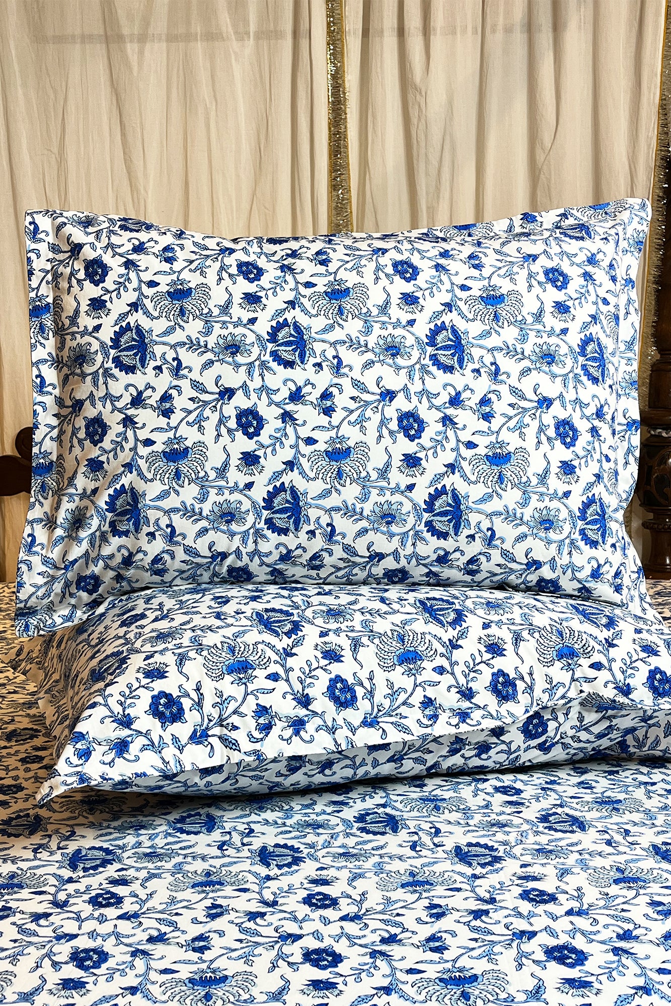Vintage Blue Bed Sheet With Pillow