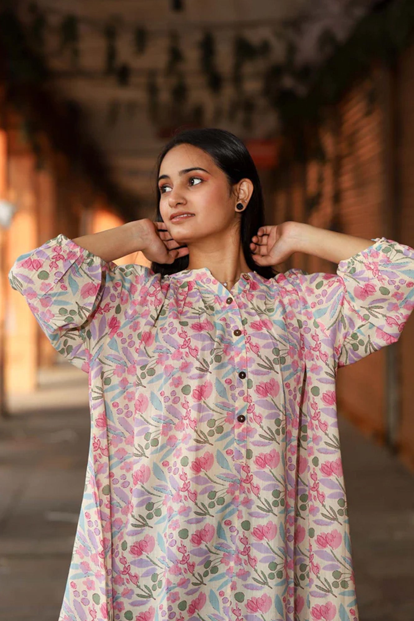Top Women Gather Mallika Floral Jaal