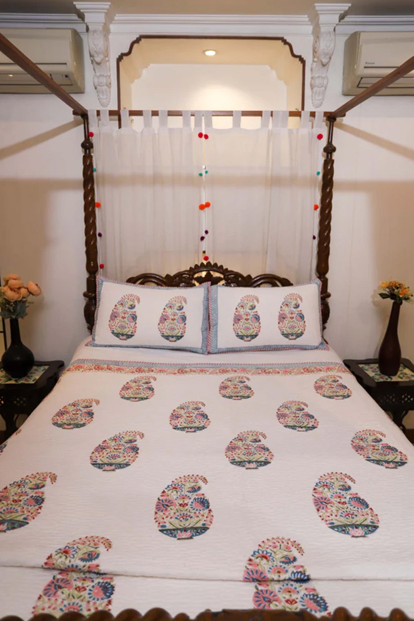 Paisley Jumbo Bedcover
