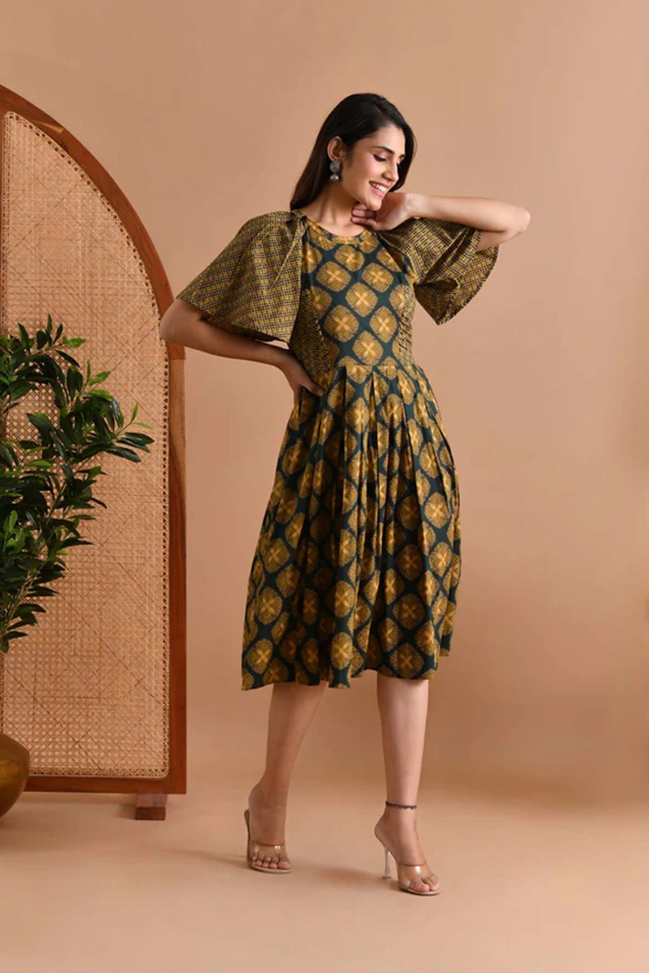 Dress Women Rozana Pleated Patch