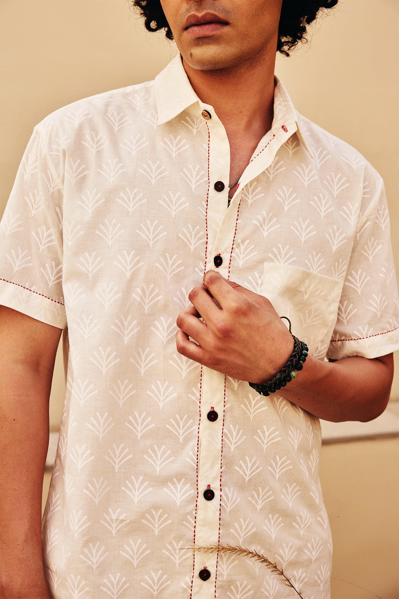 Snow Booti Half Sleeve Shirt