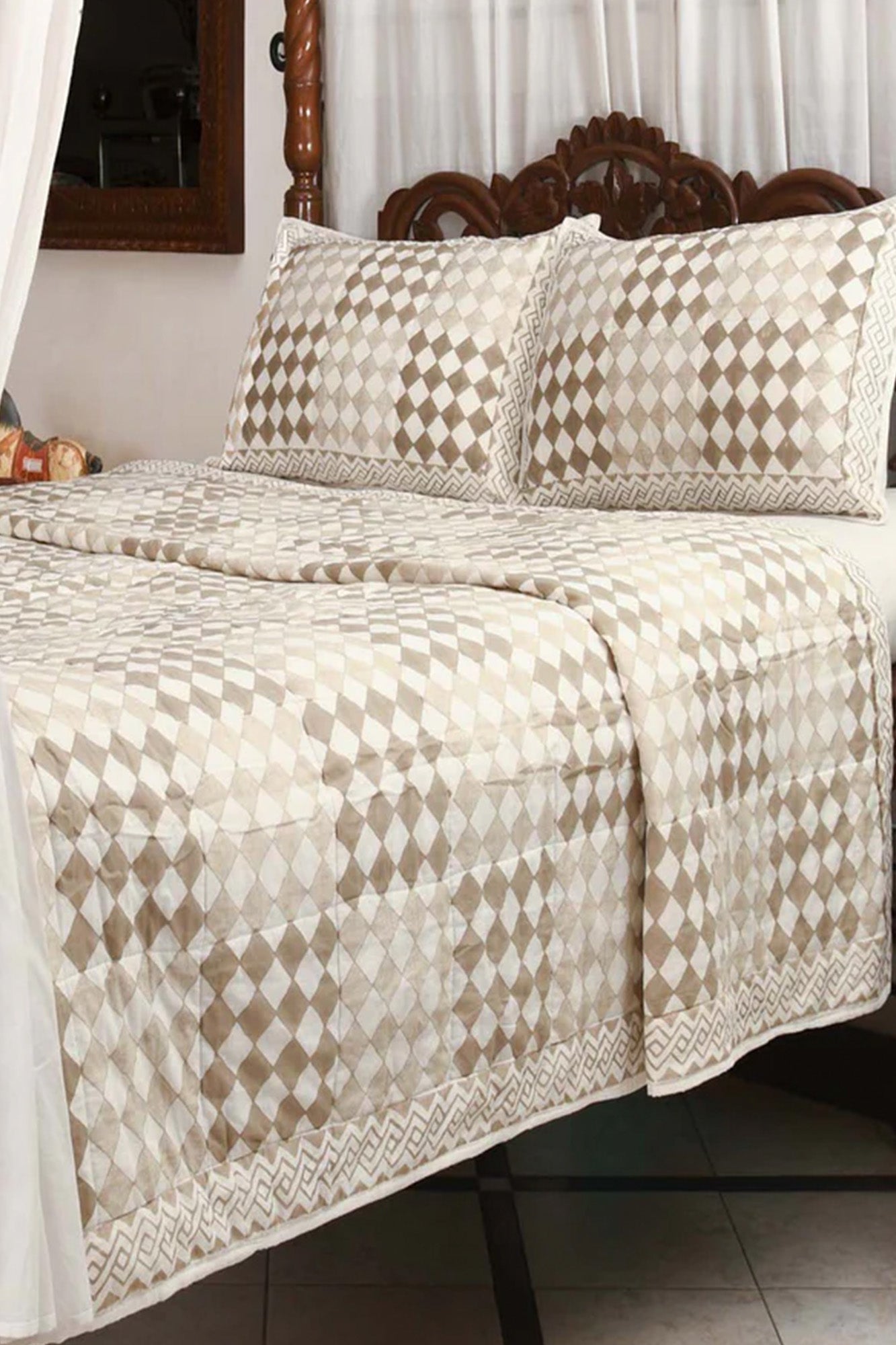 Golden Geo-diamond Quilted Bedcover