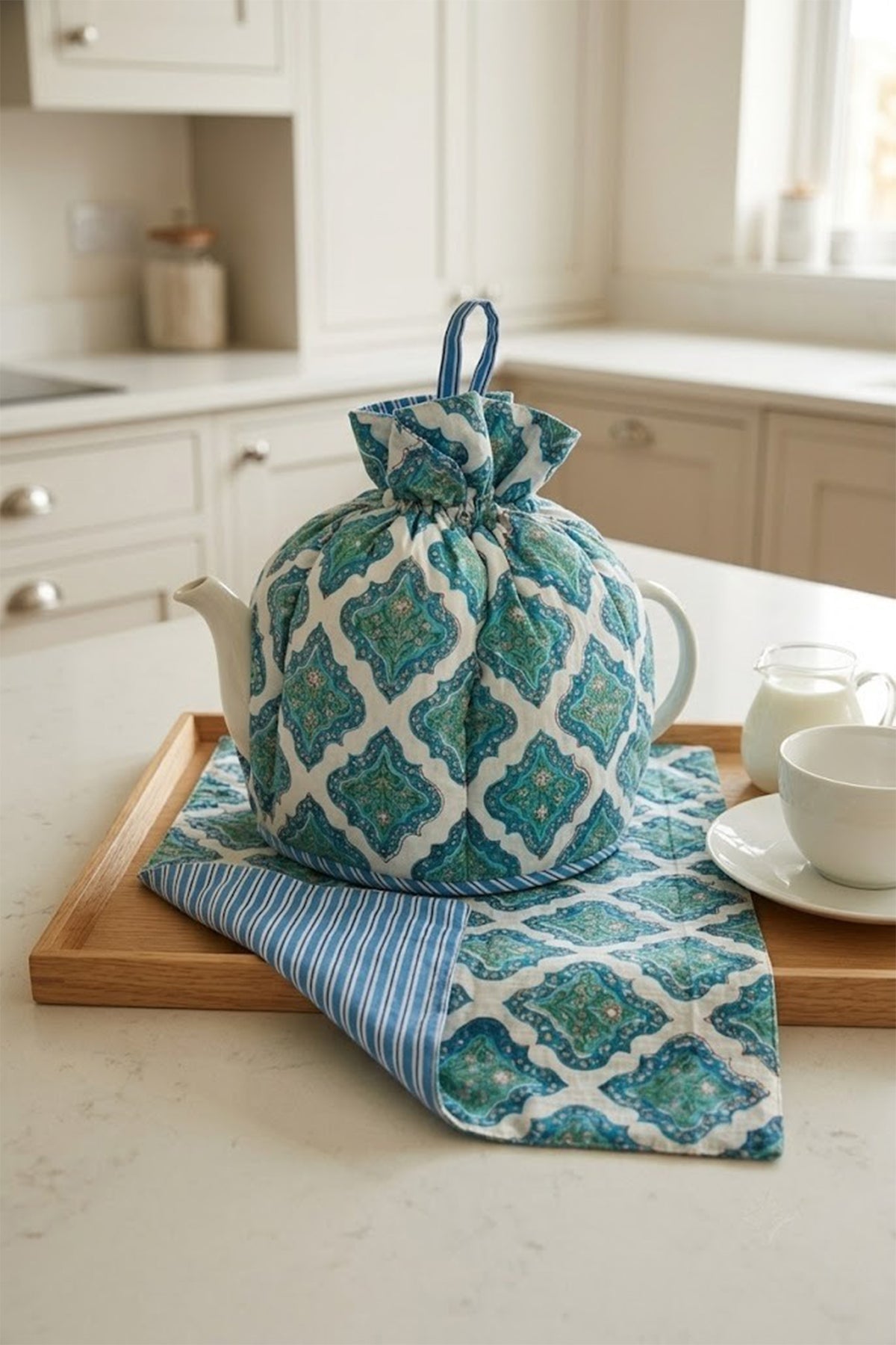 Aqua Motifs Tea Cozy Set