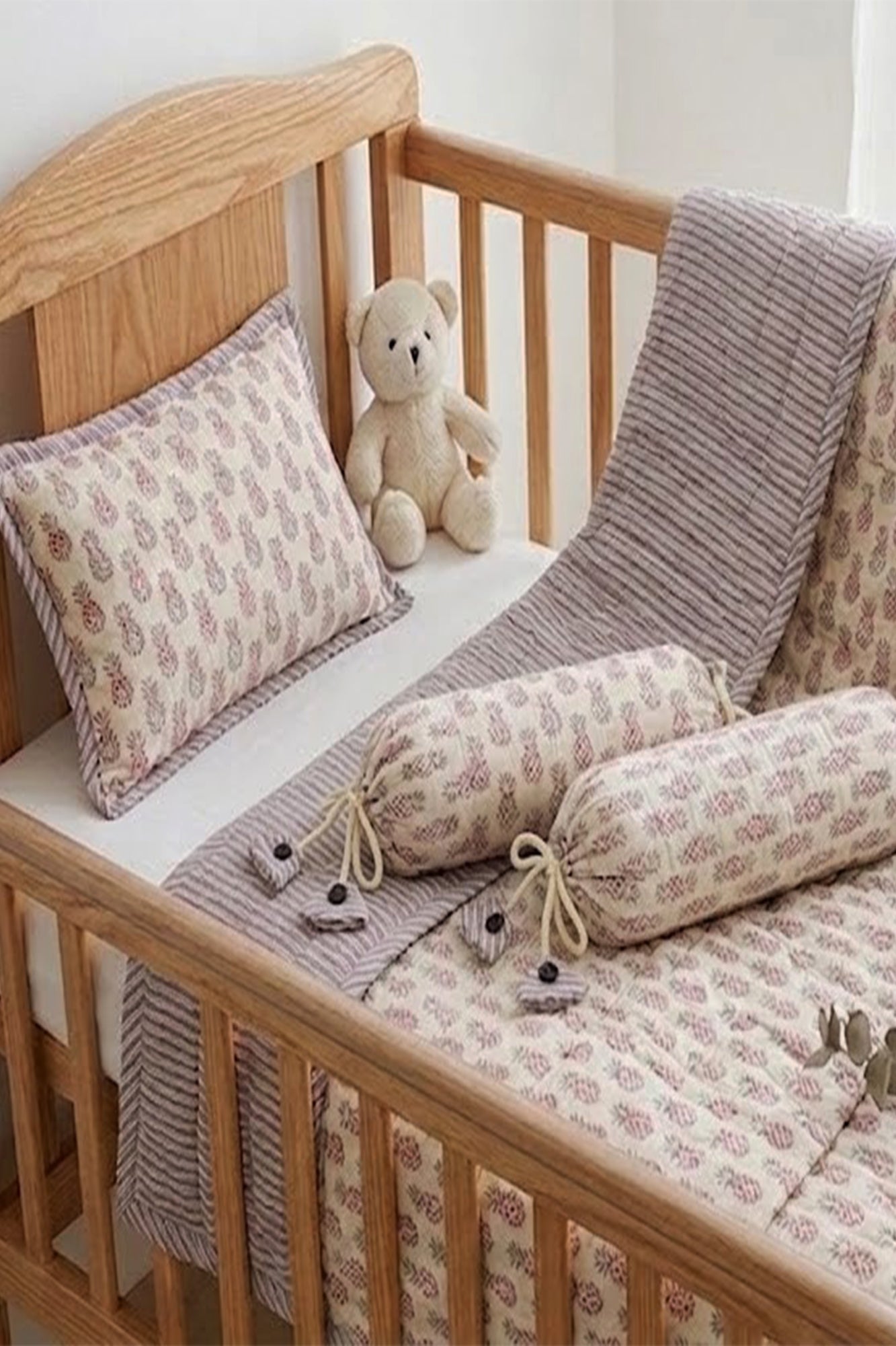 Tropical Charm Bed Set