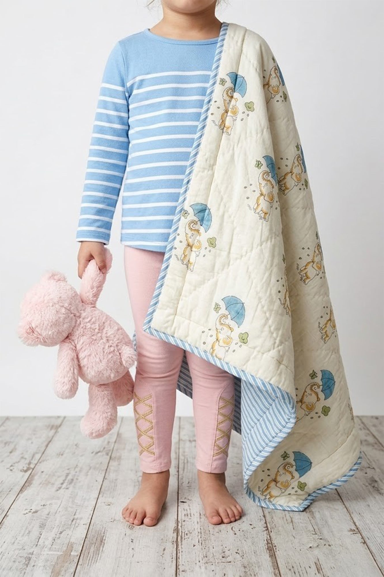 Blue Umbrella Baby Quilt