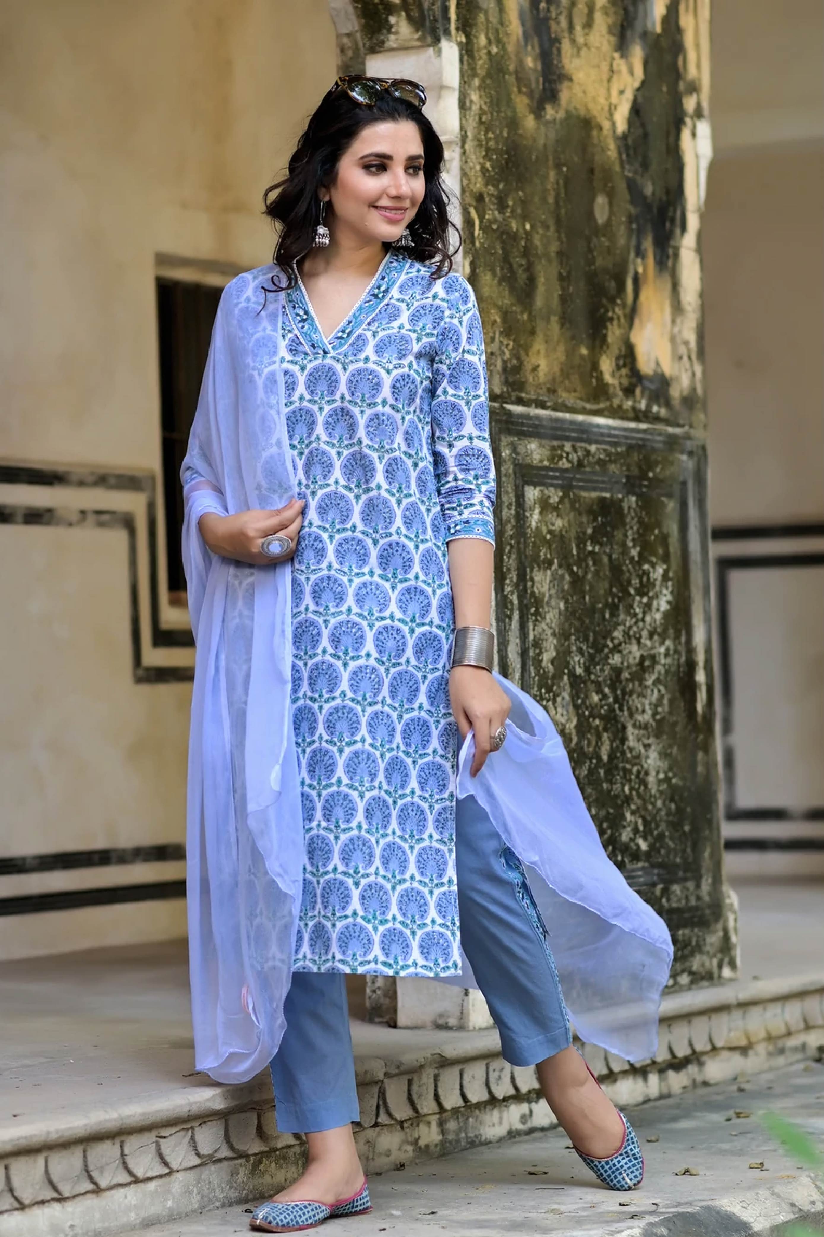 Blue Shrine V Neck Kurta Set S/3