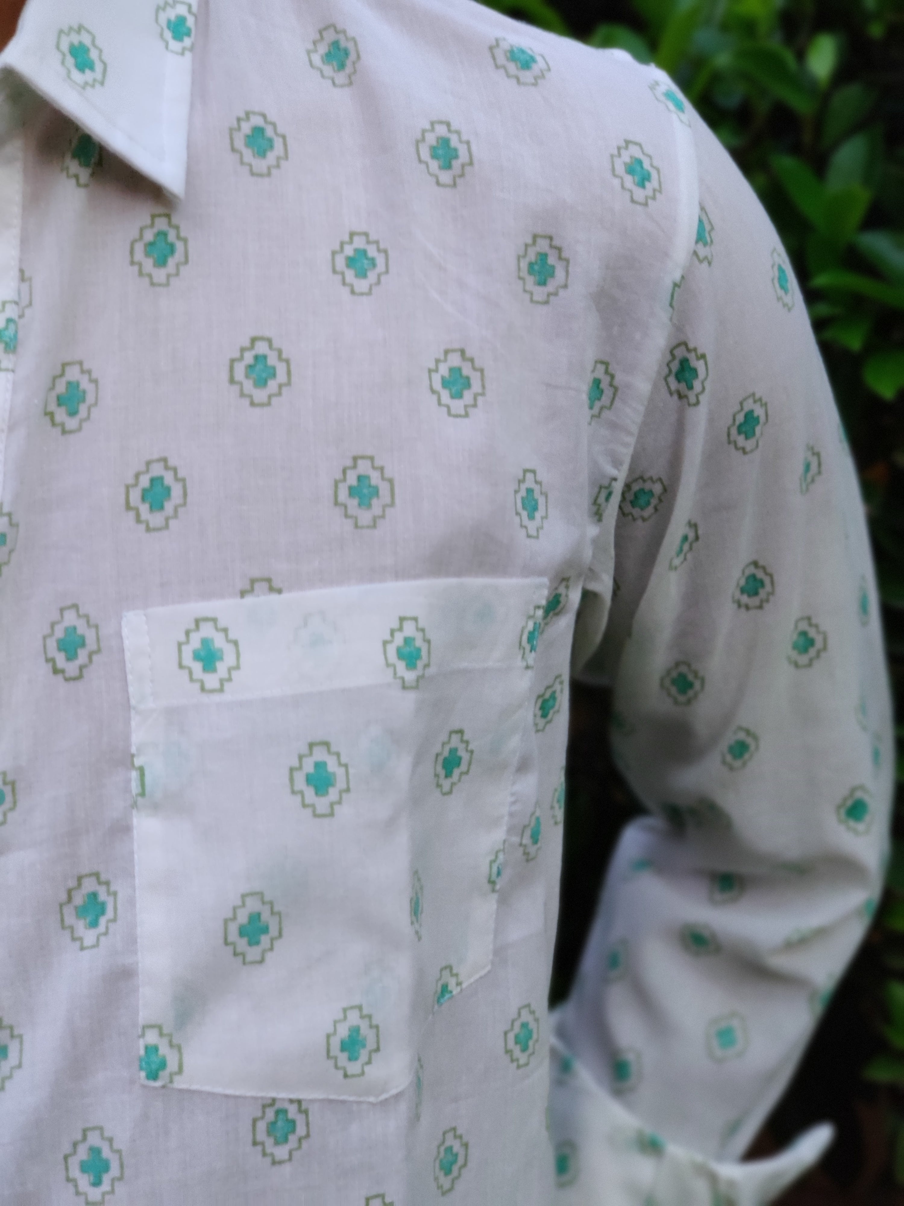 Men Full Sleeve Shirt Geometric green