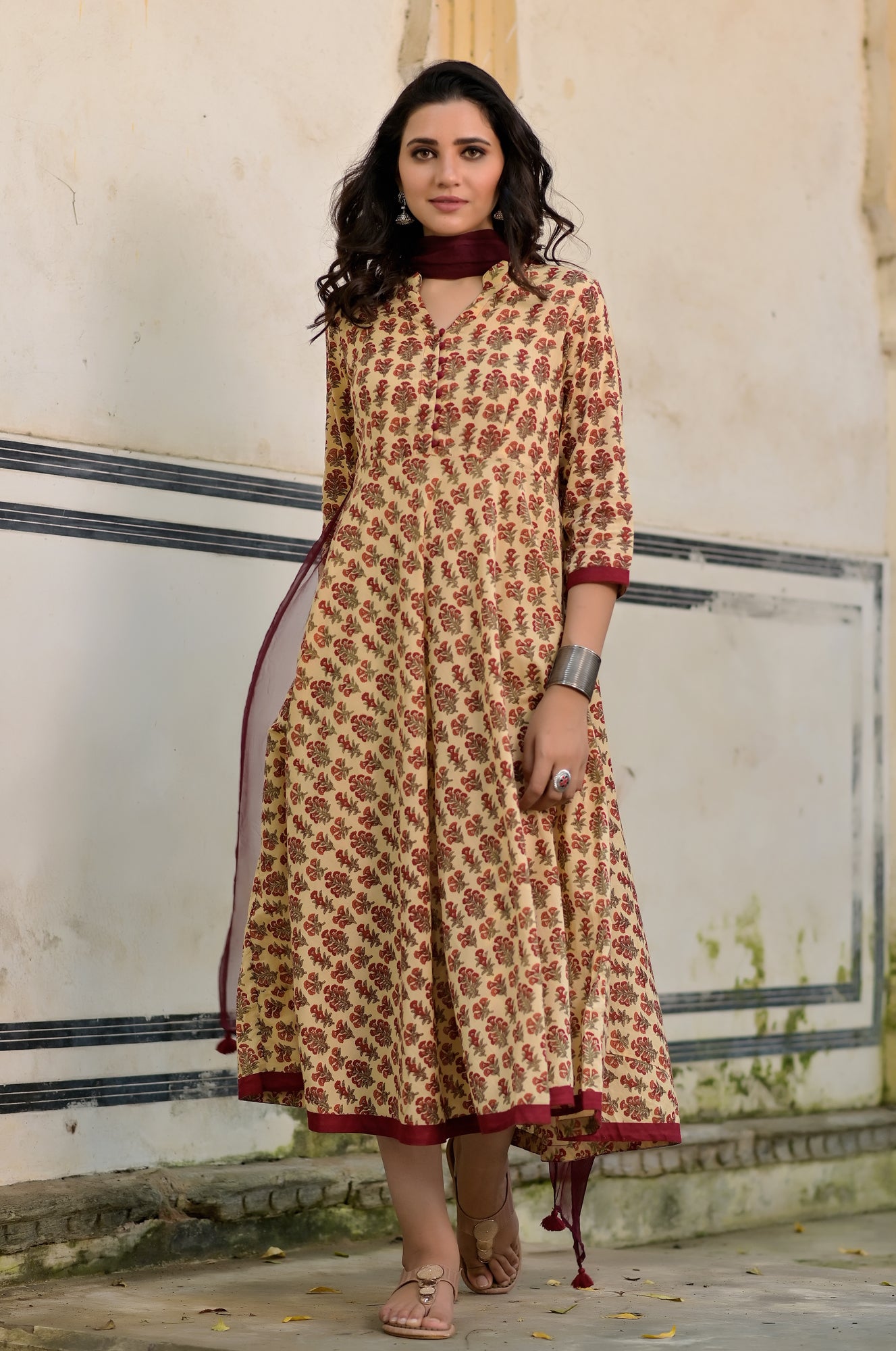Dress Aureb Maroon Boota