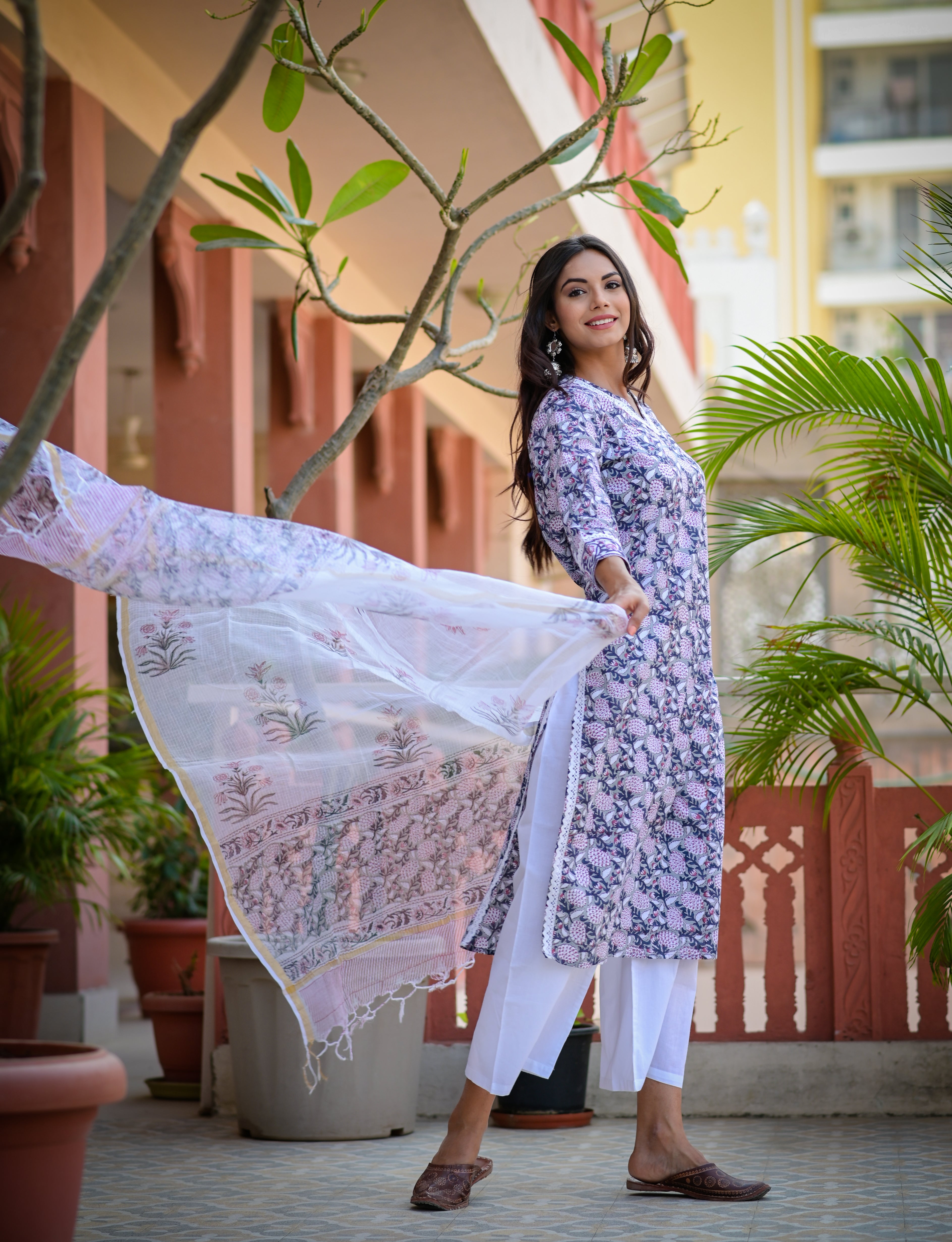Women Grey Marigold Kurta