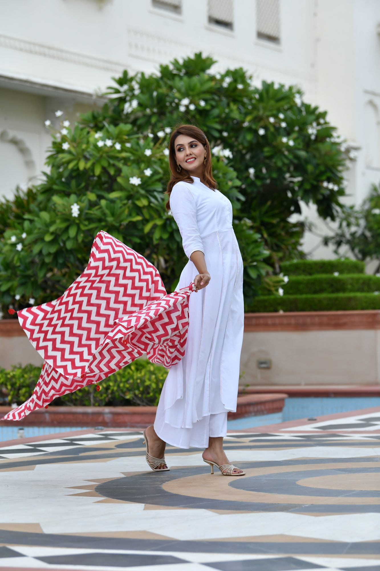 White Front Open Kurta With Pant & Dupatta