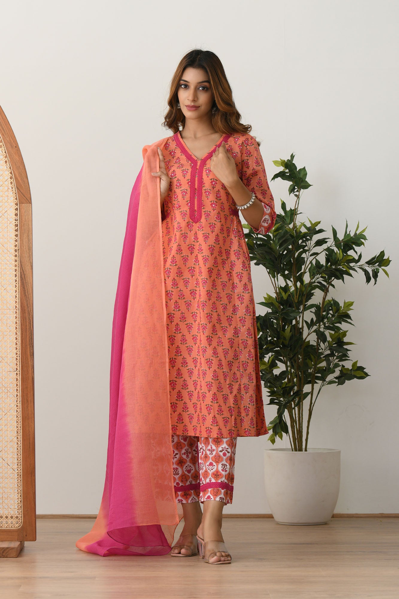 Suit Set of 3 Women Block Motifs Peach