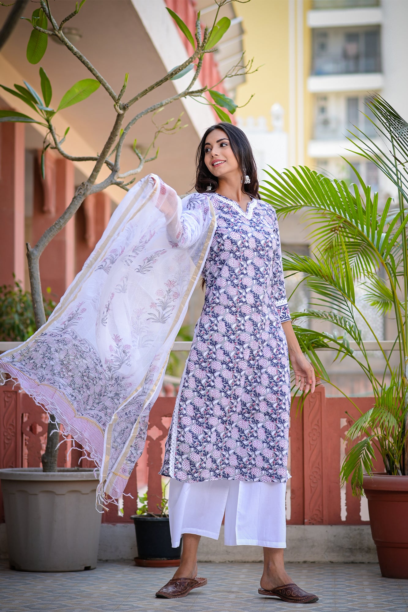 Women Grey Marigold Kurta