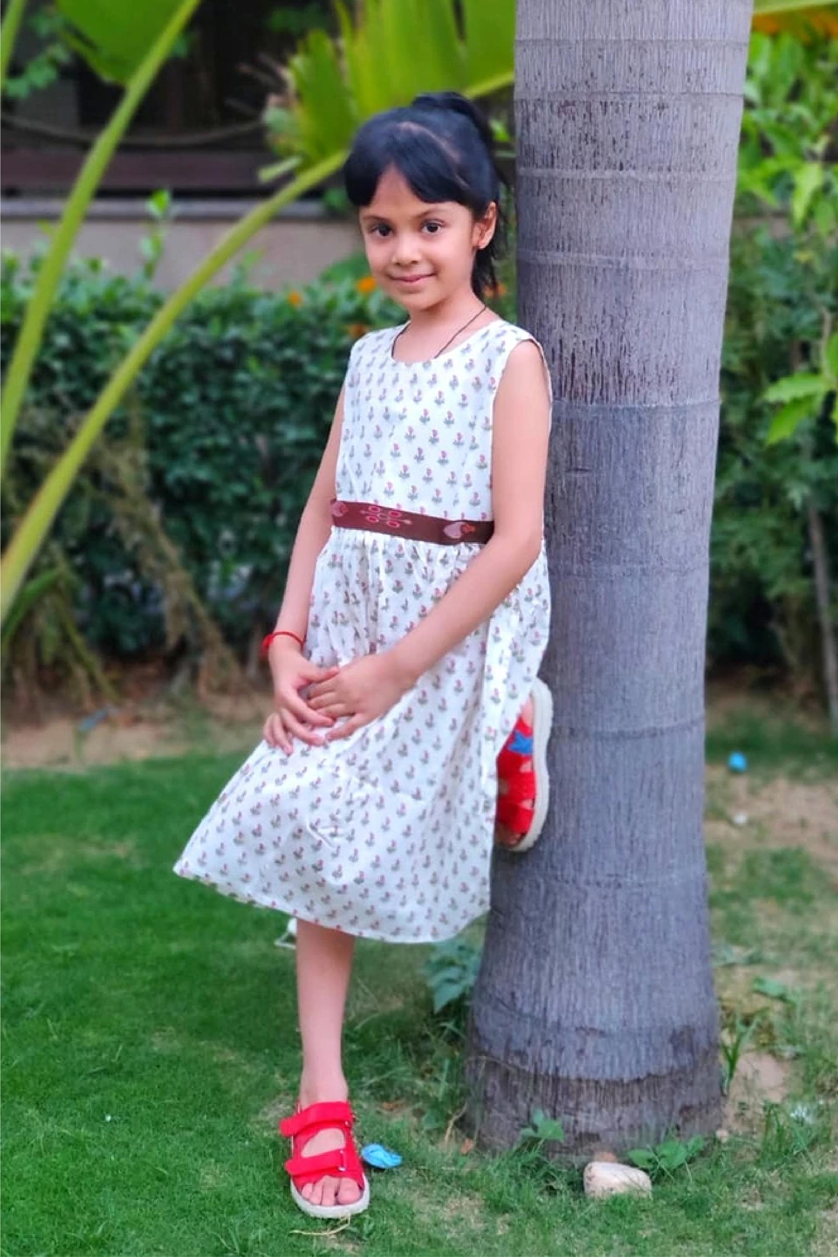 Girl Pink Buti Sleeveless Frock