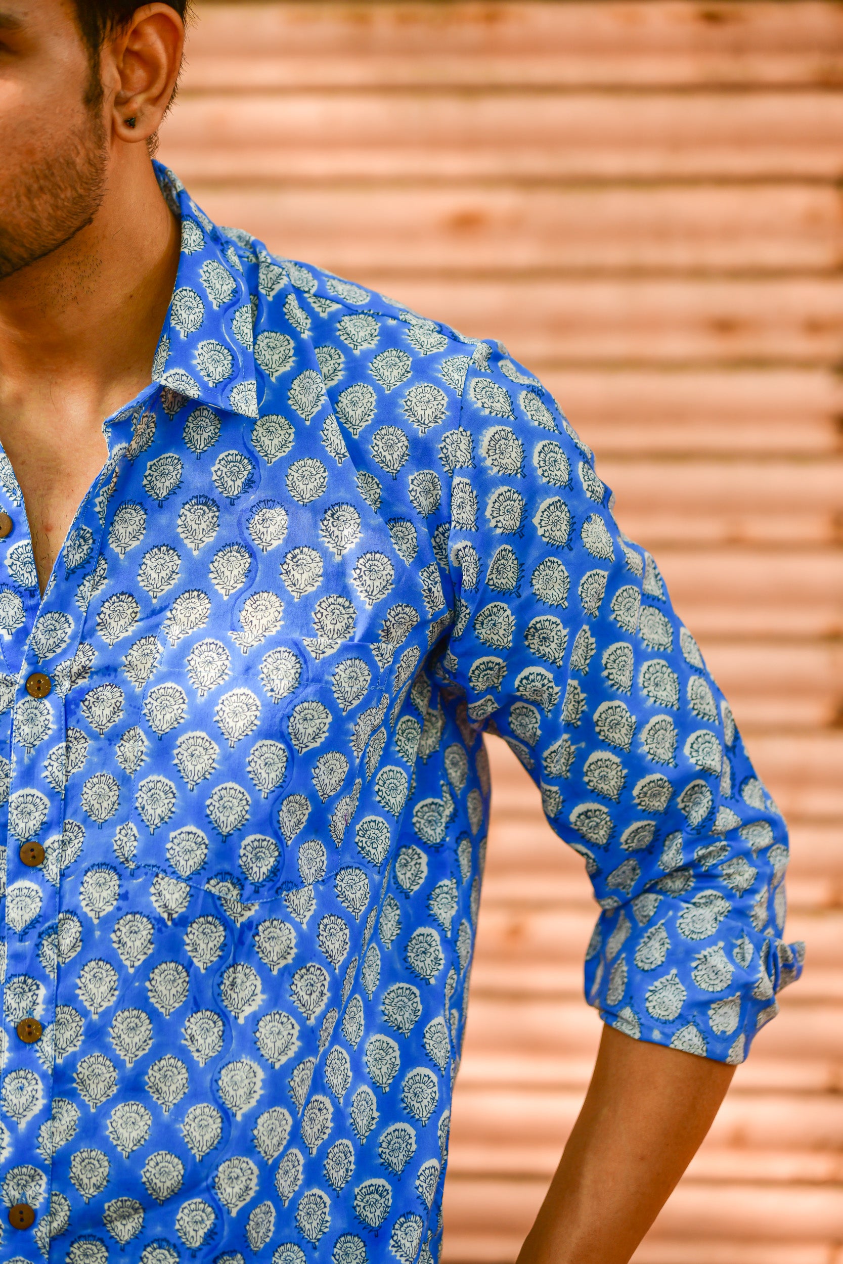 Men Blue Buti Full Sleeves Shirt